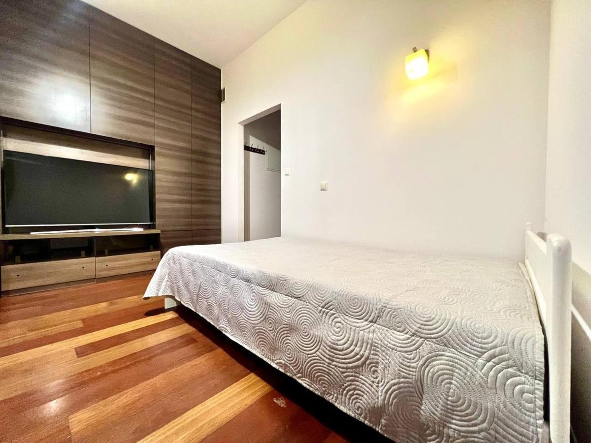 Apartment K22 Filtrowa